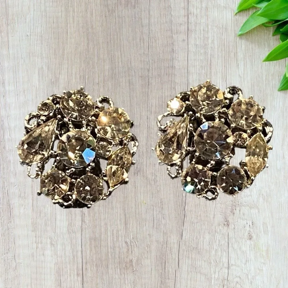 Beautiful Vintage Rhinestone Clip-on Earrings Rhapsody